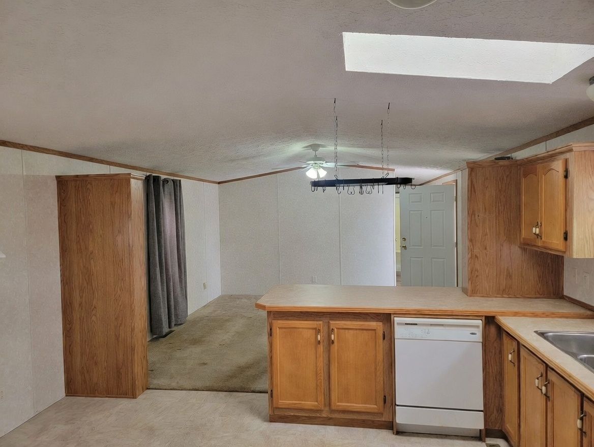 A photo of the Beaver Lake Estates Home